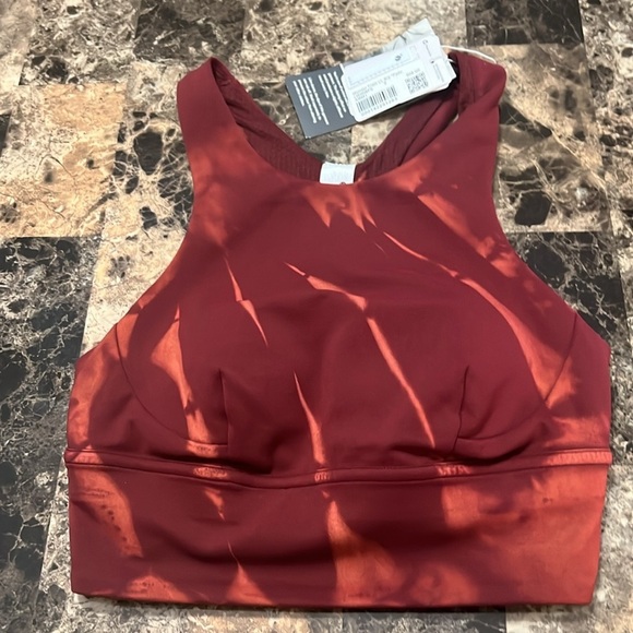 LULULEMON WUNDER TRAIN LL BRA SIZE 2 NWT RED MERLOT COLOR - Picture 2 of 7
